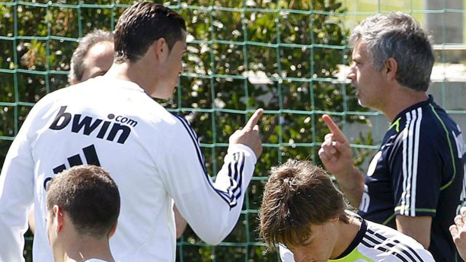 Tanto Real Madrid como FC Barcelona saben que la Liga pasa por ganar en el Bernabéu y pondrán toda la carne en el asador