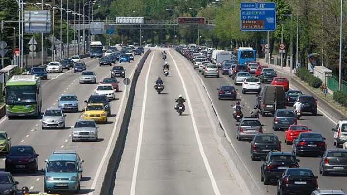 Telediario 1 - Telediario 2 en 4' - 15/04/11