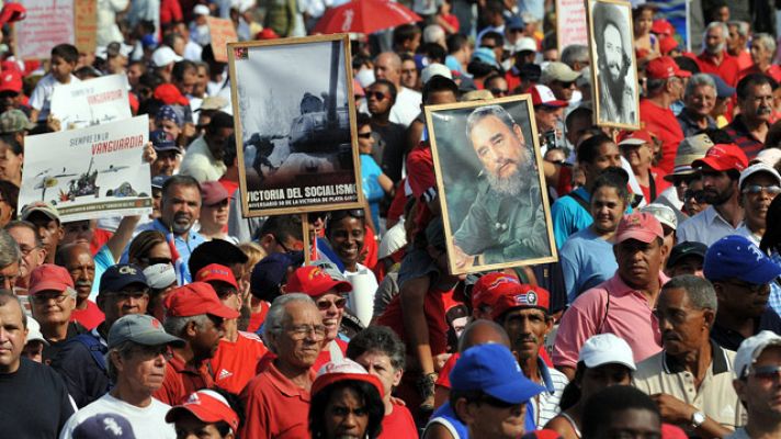 Telediario 1 - Telediario en 4' -17/04/2011