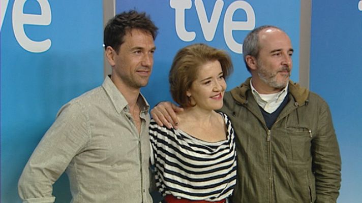 Telediario 1 - Vuelve "Los misterios de Laura"