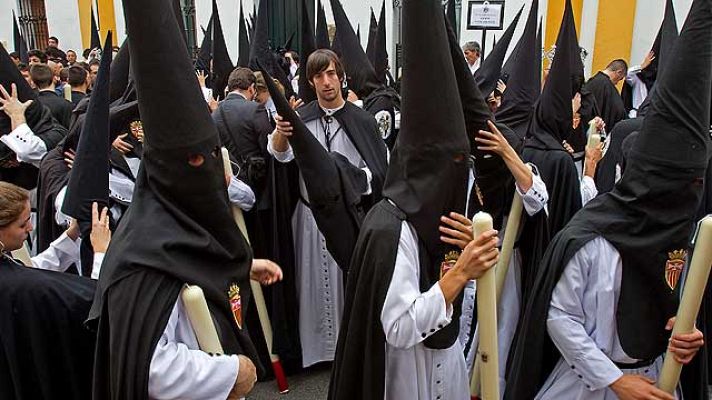 Telediario 1 - Lunes Santo en Málaga y Albacete