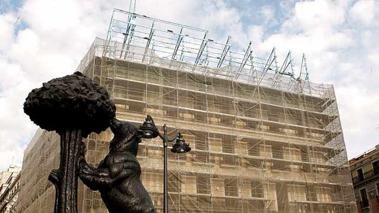 Telediario 2 en cuatro minutos - 19/04/11