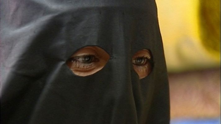 Telediario 1 - Mujeres nazarenas