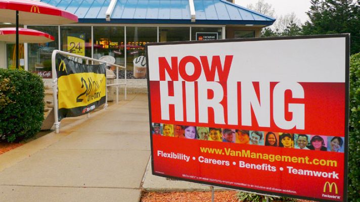 Telediario 1 - Gigantesca campaña de contratación de McDonald's en EE.UU.