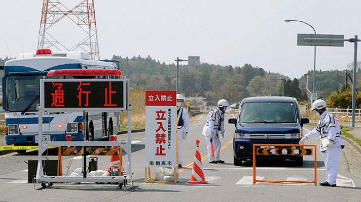 Telediario 1 - Los alrededores de Fukushima son ya zona exclusión