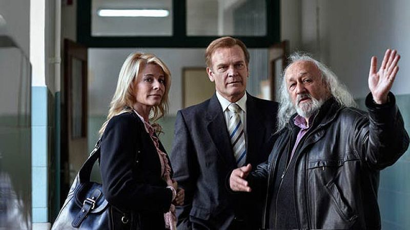 Según varios estudios, entre un 15 y un 20% de los niños sufren algún tipo de abuso sexual y en la mayoría de casos su abusador es alguien de su propia familia.