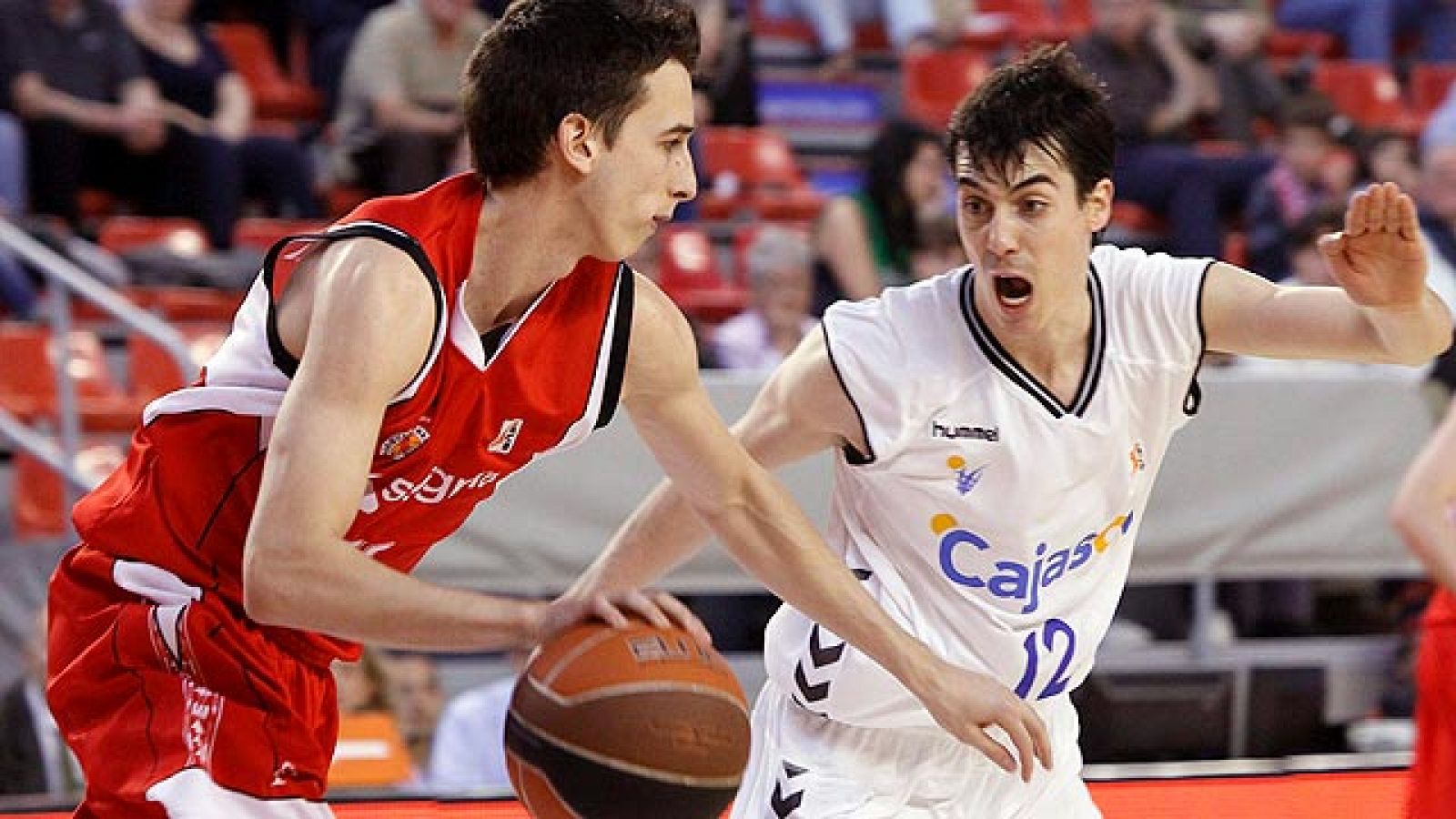 A. Manresa 58 - 66 Cajasol - Baloncesto en RTVE | Ver