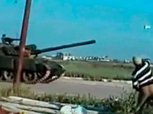 Telediario 1 - Aumenta la tensión en Siria