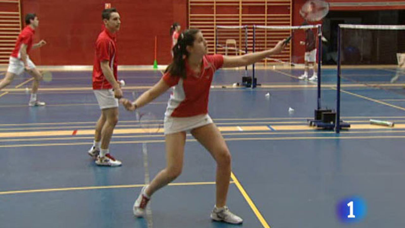 Las chicas de badminton, obligadas a llevar falda | Ver