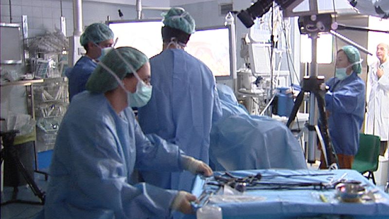 La Generalitat de Cataluña aplaza el recorte sanitario hasta después de las elecciones