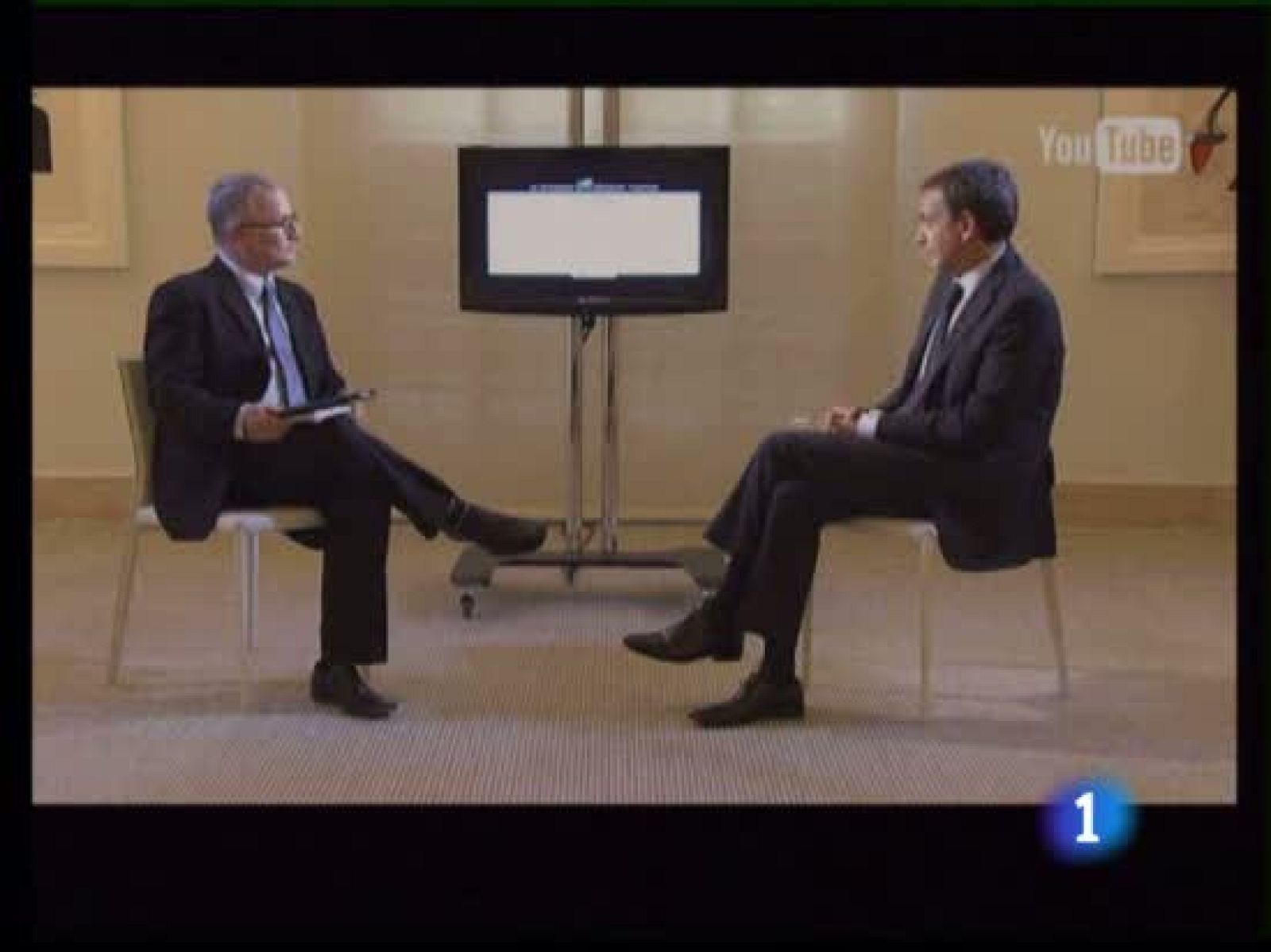 Zapatero responde en Youtube a 63 internautas