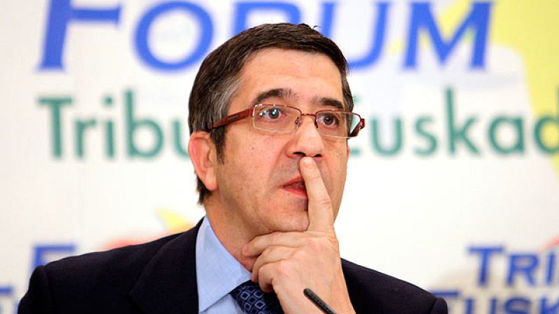 El lehendakari cree que la Justicia tiene un "papelón" con las listas de Bildu