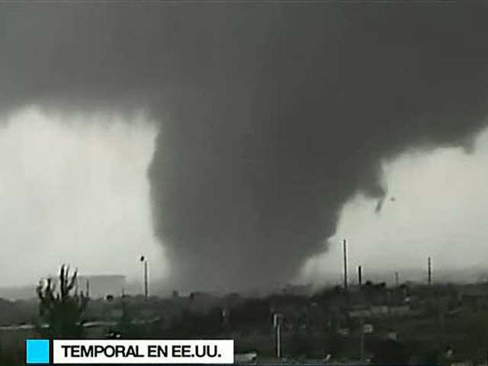 Decenas de muertos por otra oleada de tornados en EE.UU. | Ver