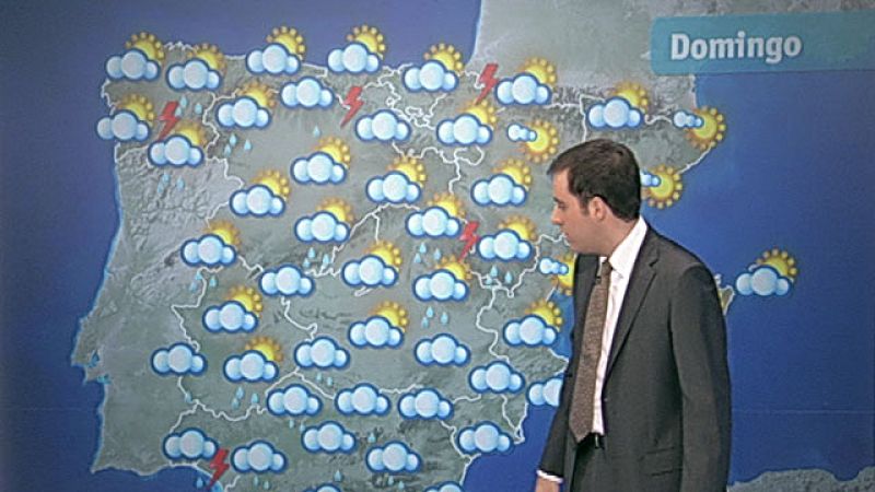 Cielo nuboso en casi toda la península y lluvias en el sur