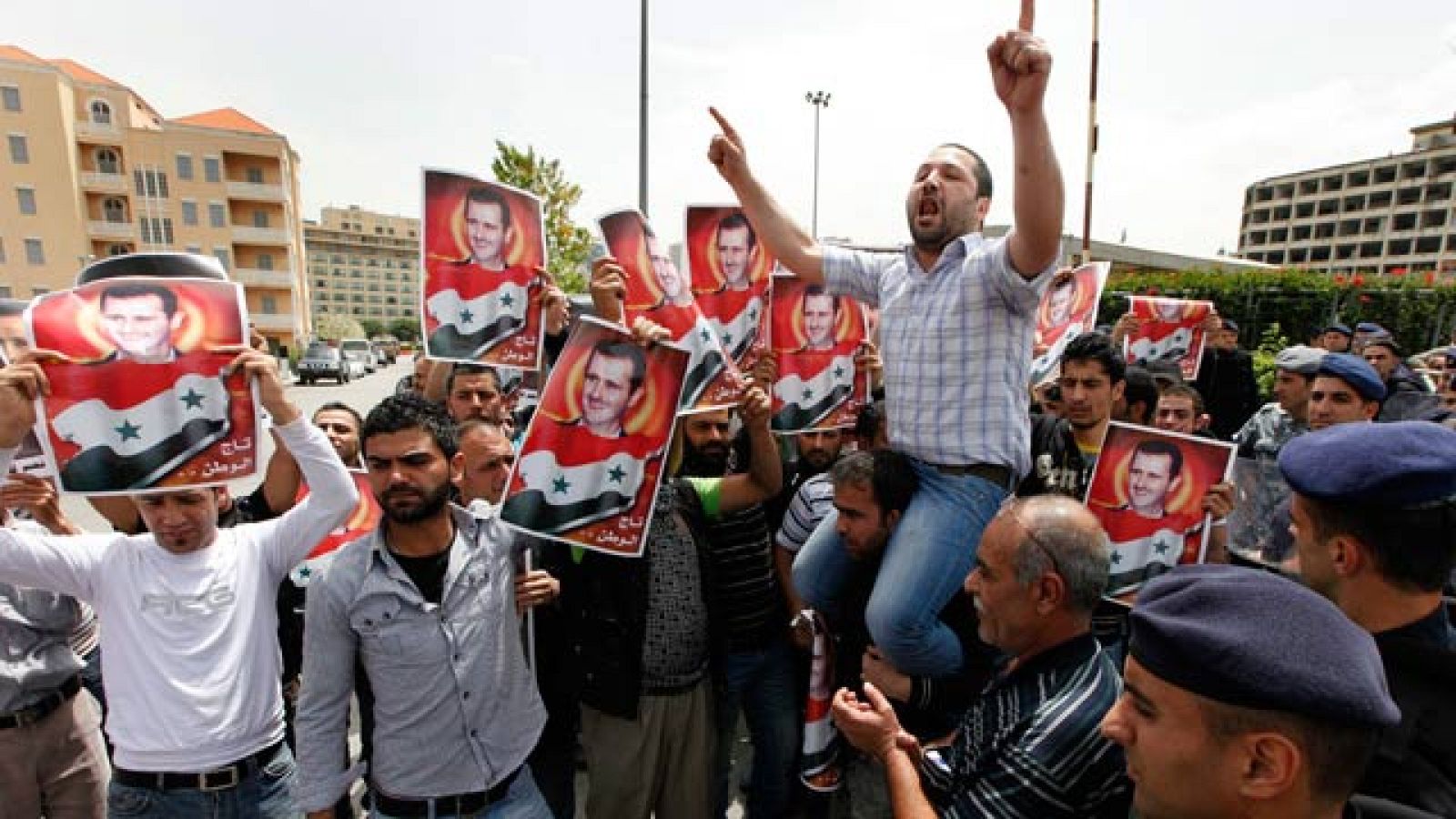 Jordania impide la llegada de medicinas a Siria | Ver