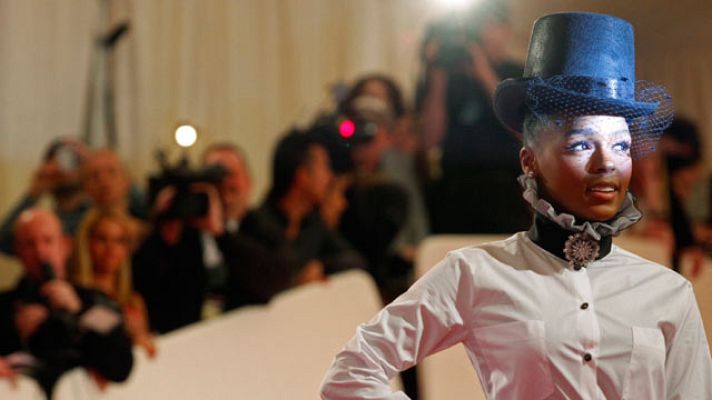 La 2 Noticias - Retrospectiva de Alexander McQueen