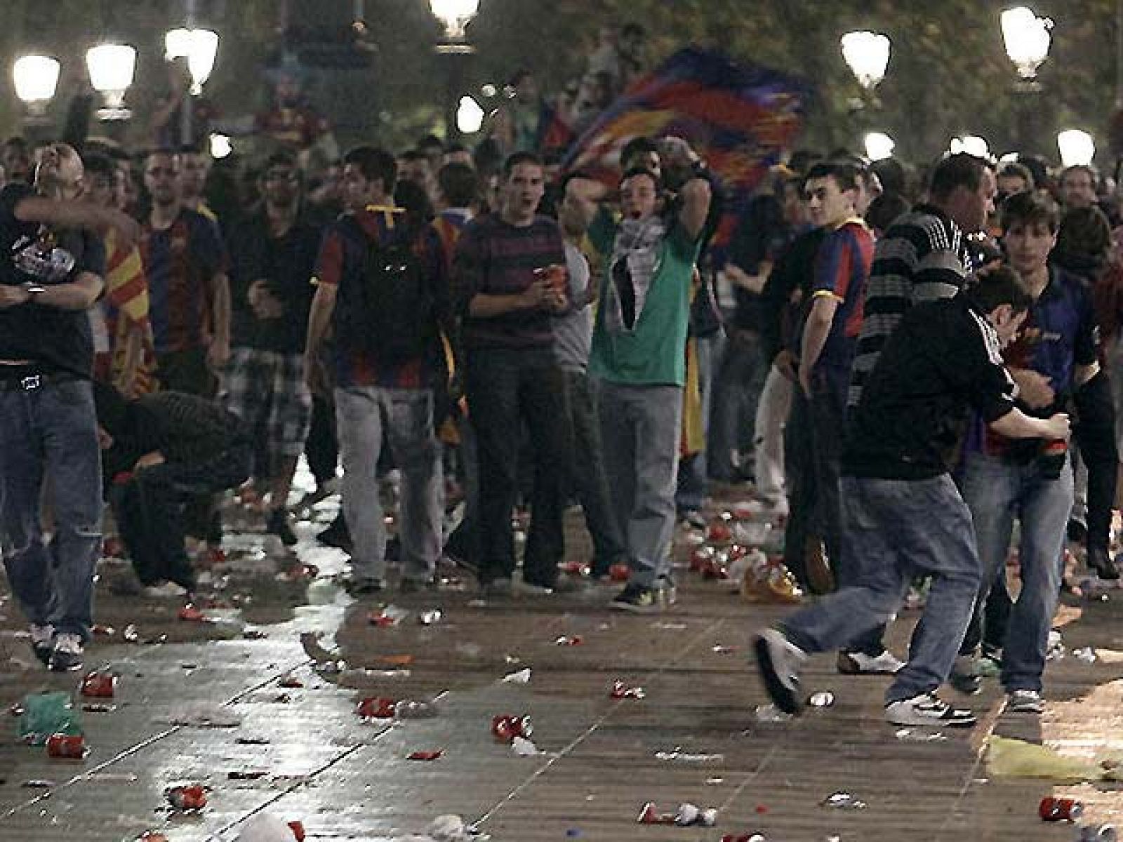 Al menos 20 detenidos durante la celebración culé en Barcelona - Champions League | Ver