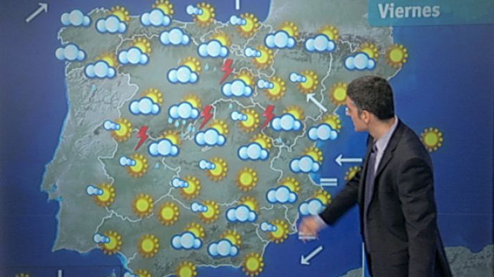 El tiempo - Chubascos fuertes en el centro