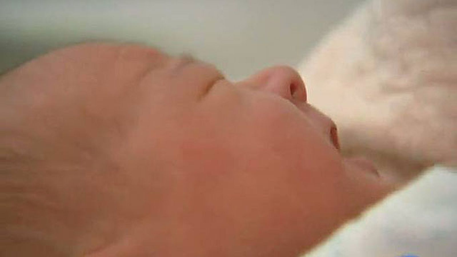 Si no hay acuerdo, el orden de los apellidos los decide el funcionario del registro