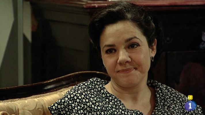Amar en tiempos revueltos - Benita trama un plan contra Lina