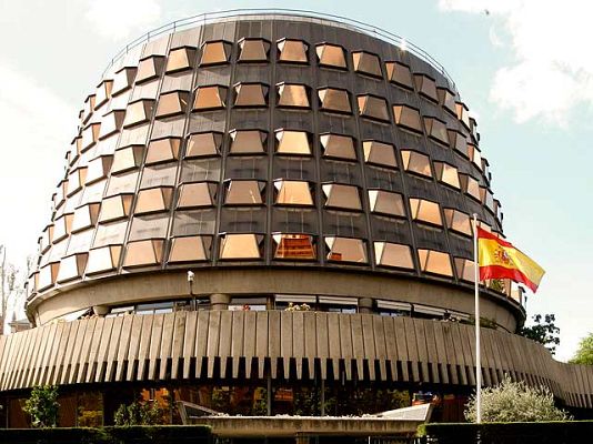 Telediario 1 - El TC estudia el futuro de Bildu