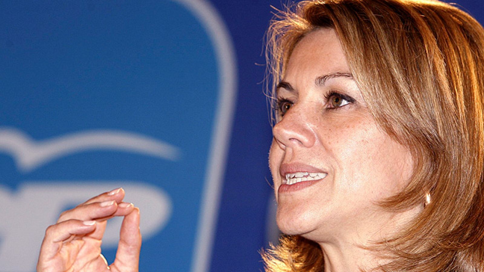 PP y PSOE centran el comienzo de campaña electoral en la economía y en la crítica al contrario