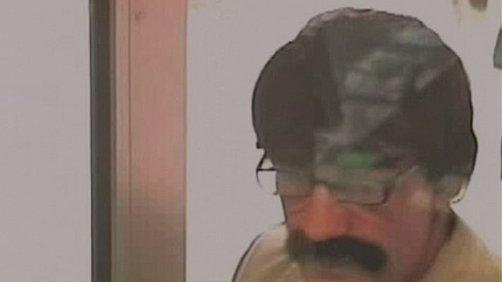 Telediario 1 - Látex líquido para atracar bancos