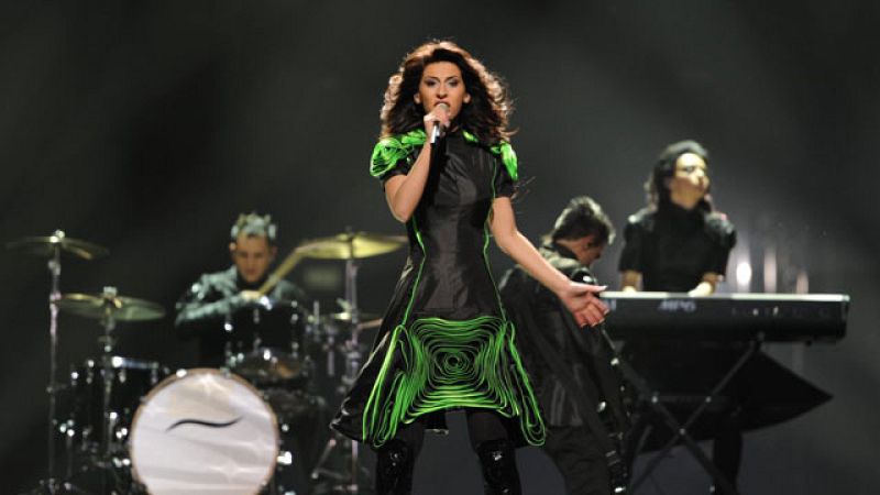 Actuación de Georgia, con Eldrine  y el tema "One More Day".