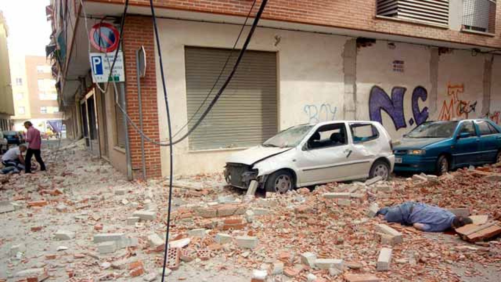 El PP y el PSOE expresan su solidaridad con las víctimas del terremoto | Ver
