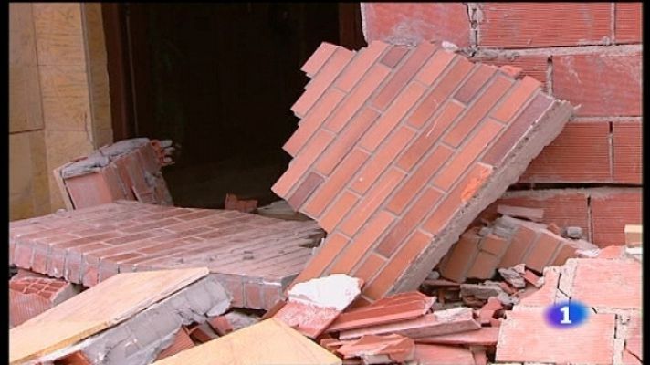 Telediario 1 - Telediario - 15 horas - 12/05/11