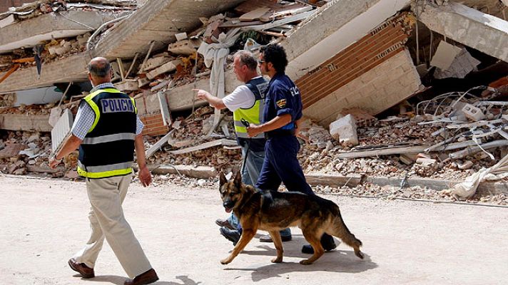 Telediario 1 - 2.100 duermen en la calle
