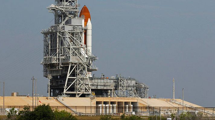 Telediario 1 - El Endeavour hacia la EEI