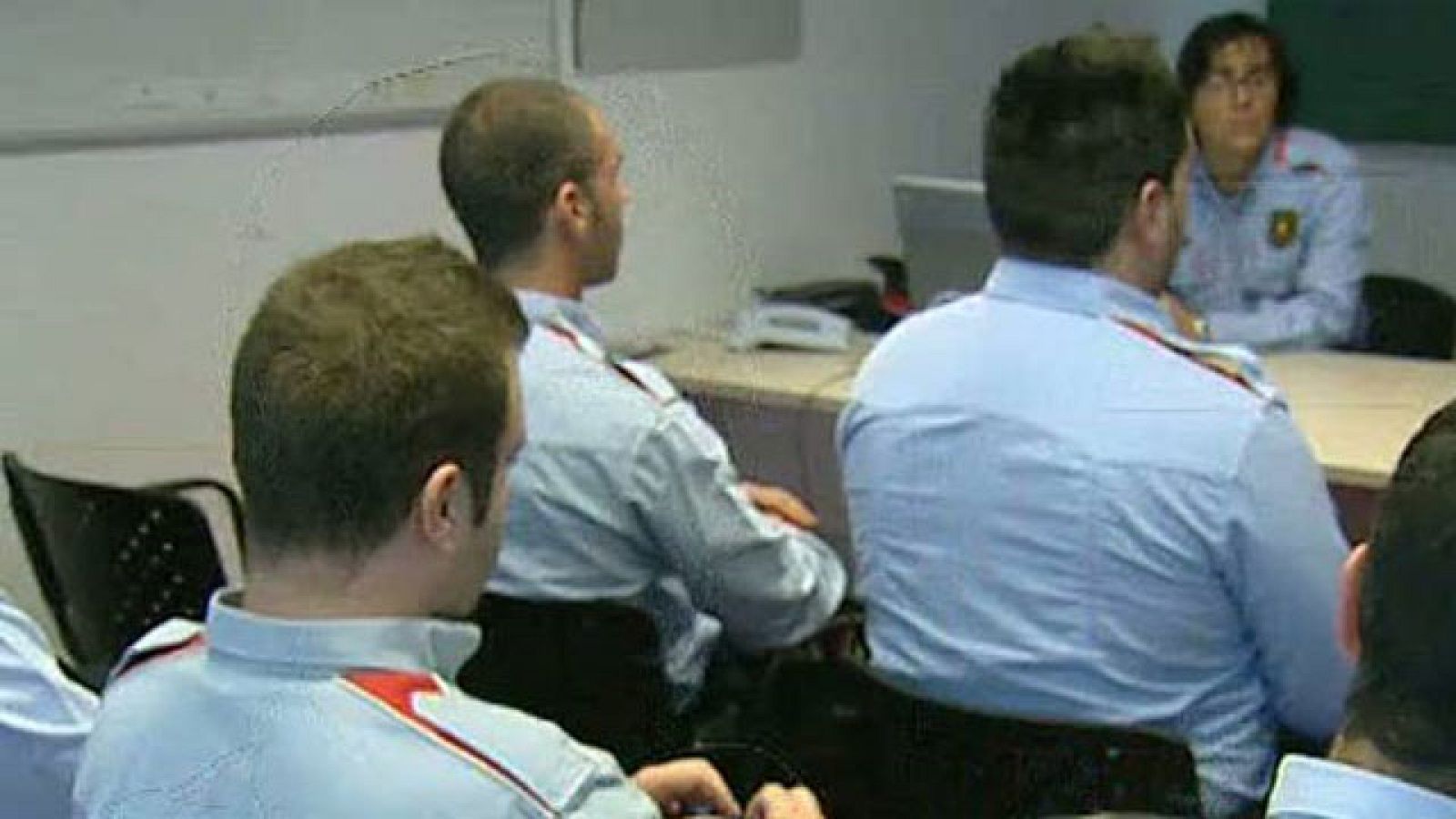 Los expertos señalan que las vícitimas de discriminación todavía no se atreven a denunciar por la falta de información sobre dónde y cómo hacerlo. En Cataluña hace tres años existe un protocolo que permite detectar una agresión