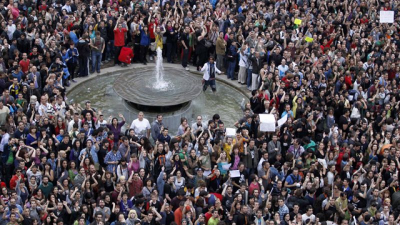 Sociólogos y politólogos analizan el movimiento 15M