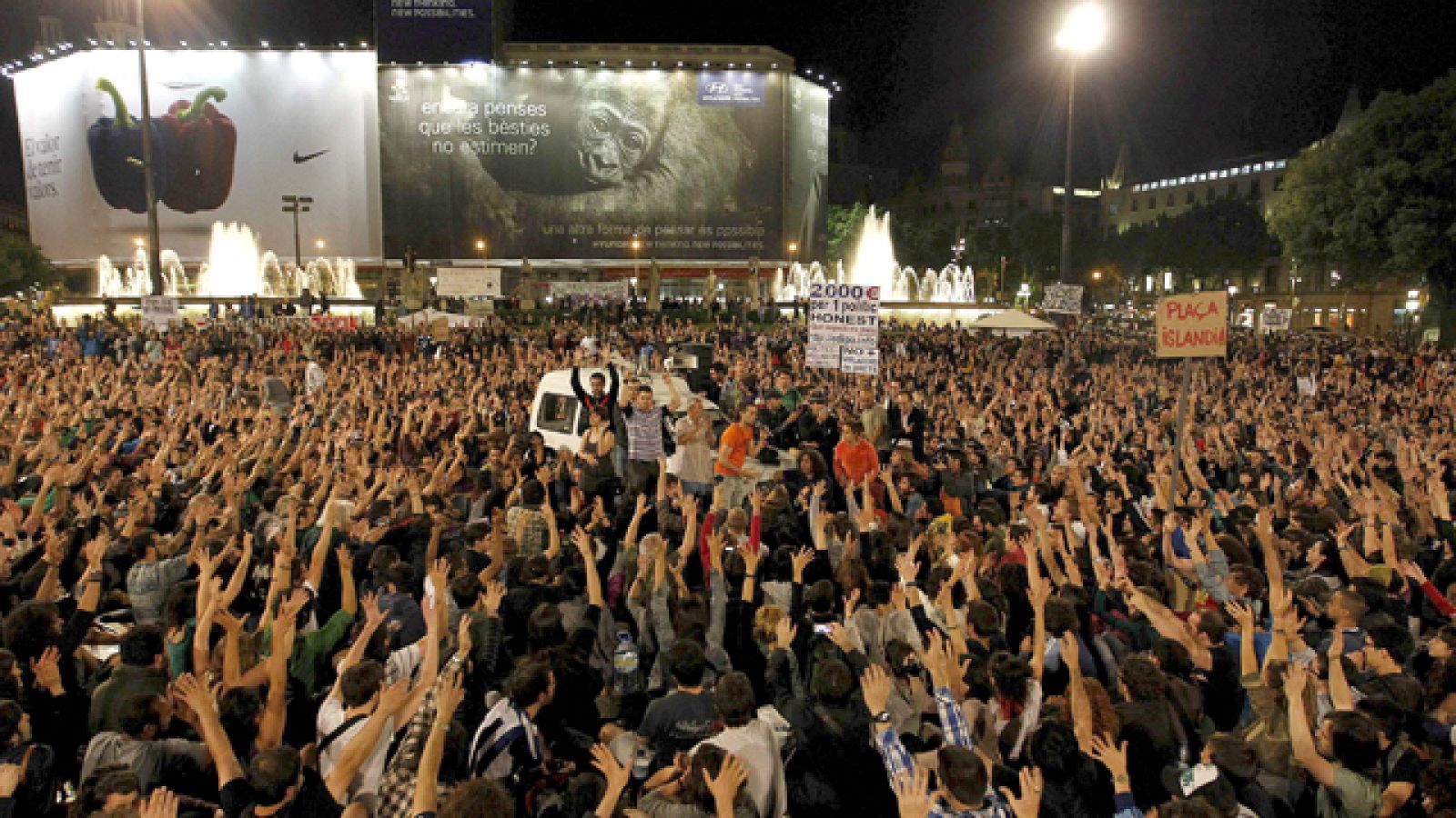 Las concentraciones se mantienen en muchos lugares de España