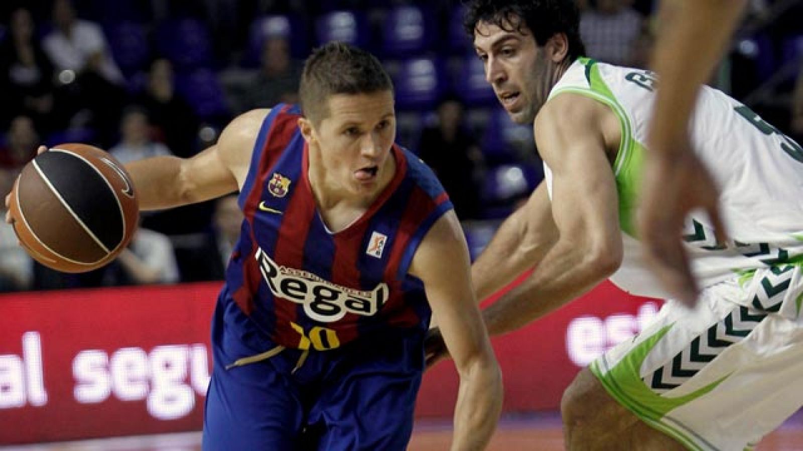 Regal Barcelona 76-65 Unicaja Málaga - Baloncesto en RTVE | Ver