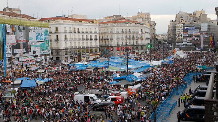 - Los indignados pasan del escrutinio