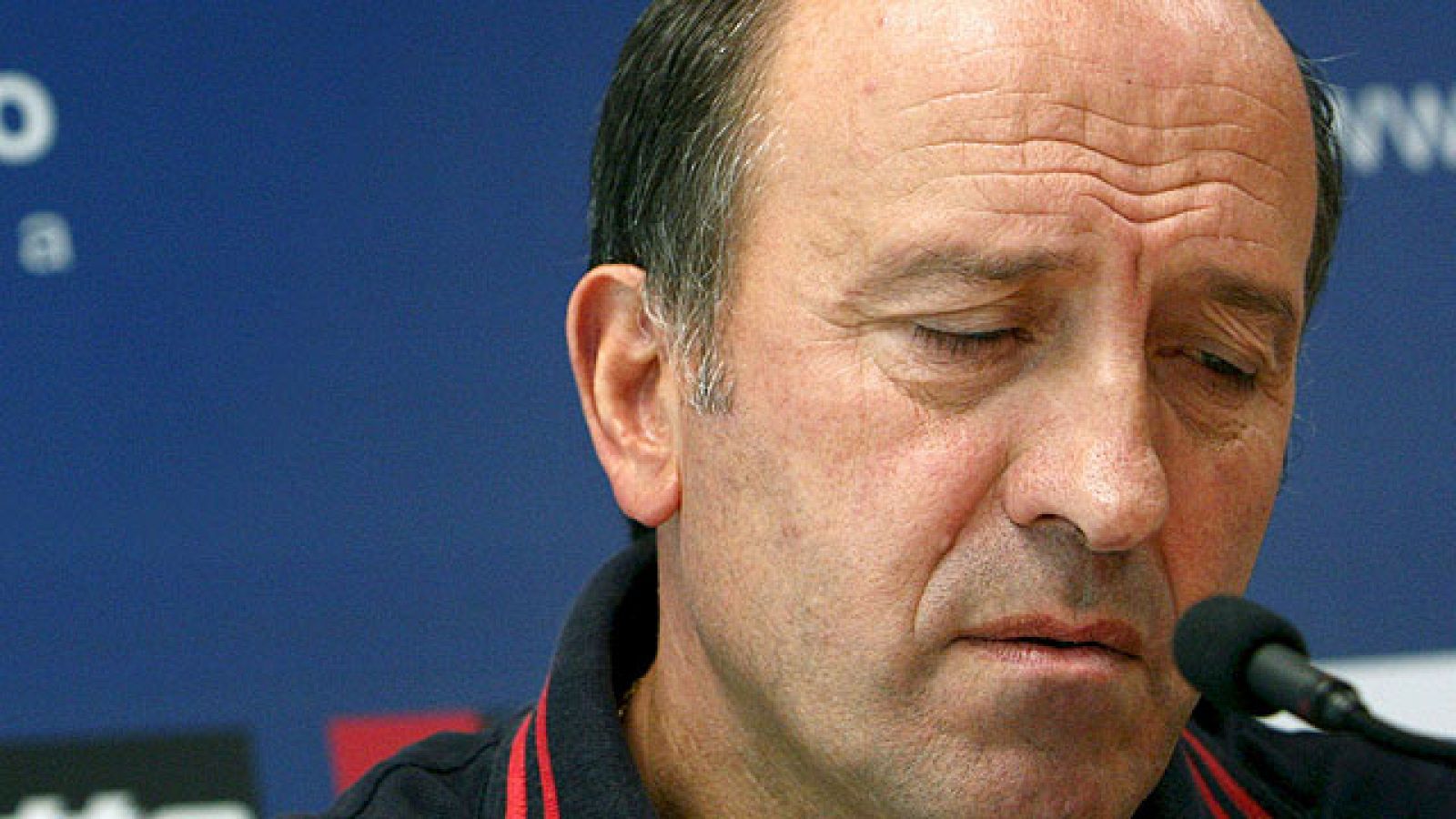 Miguel Ángel Lotina se ha despedido de la afición del Deportivo en una rueda de prensa en la que ha criticado los arbitrajes recibidos durante la temporada.