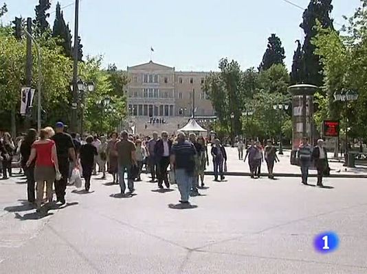 Telediario 1 - Grecia espera un nuevo pago del rescate