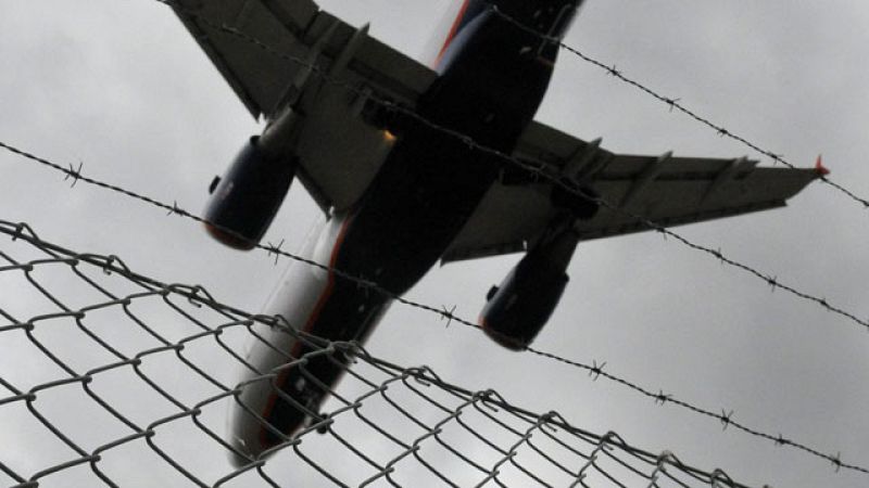 Más de 500 vuelos cancelados en Europa por el volcán