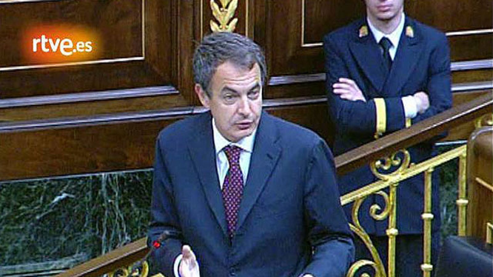 El Gobierno insiste en que su fin es la recuperación económica y volver a crear empleo