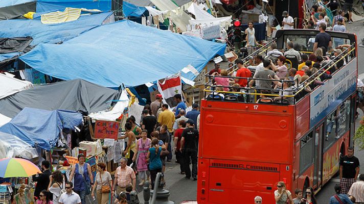 Telediario 1 - Indignados en Sol