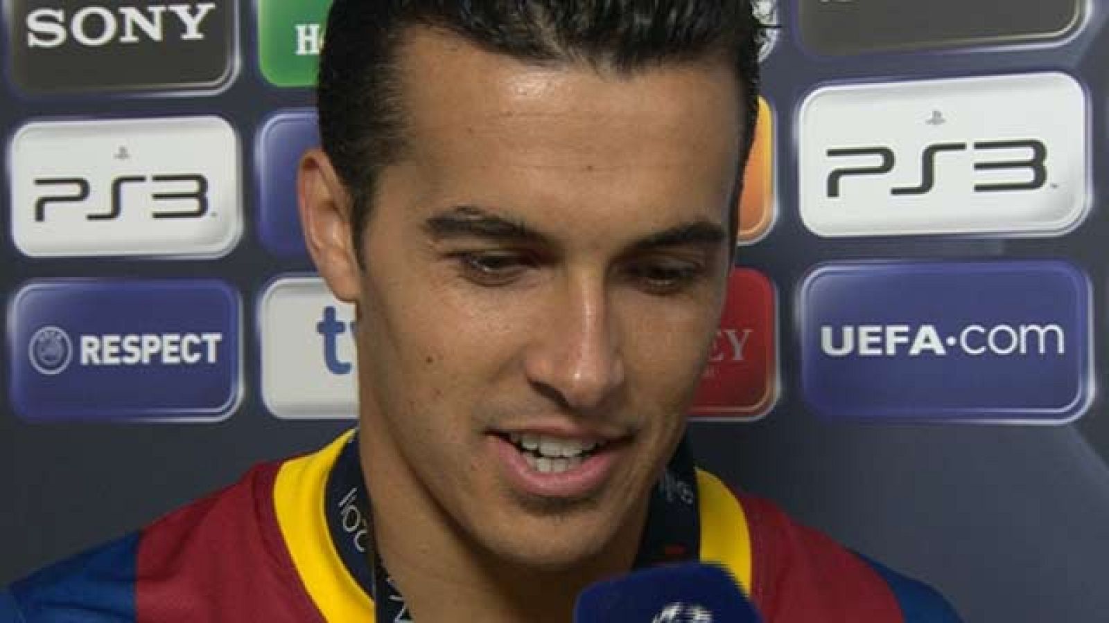 Pedro Rodríguez, jugador del Barcelona, ha afirmado, tras ganar la final de la Liga de Campeones, que su equipo le dedica este título a la afición culé, que siempre los apoya.