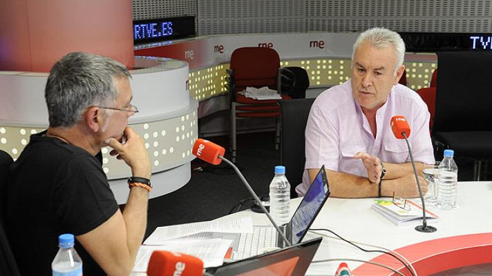  - Cayo Lara apoya la investidura del candidato socialista en Extremadura