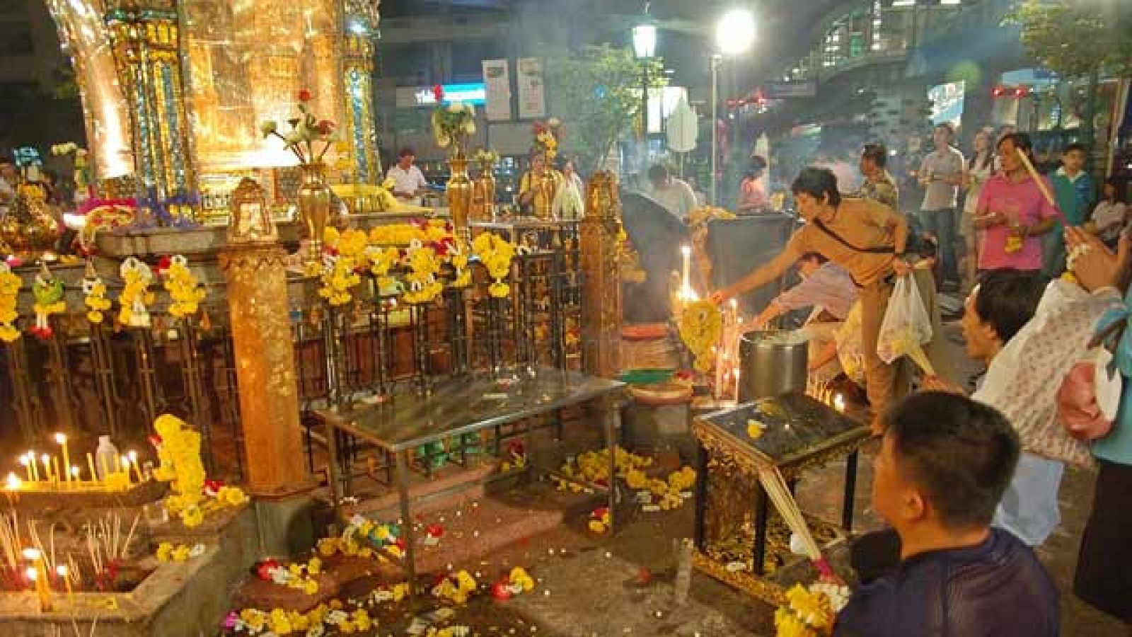 On Off: Festival Songkran - On Off | Ver