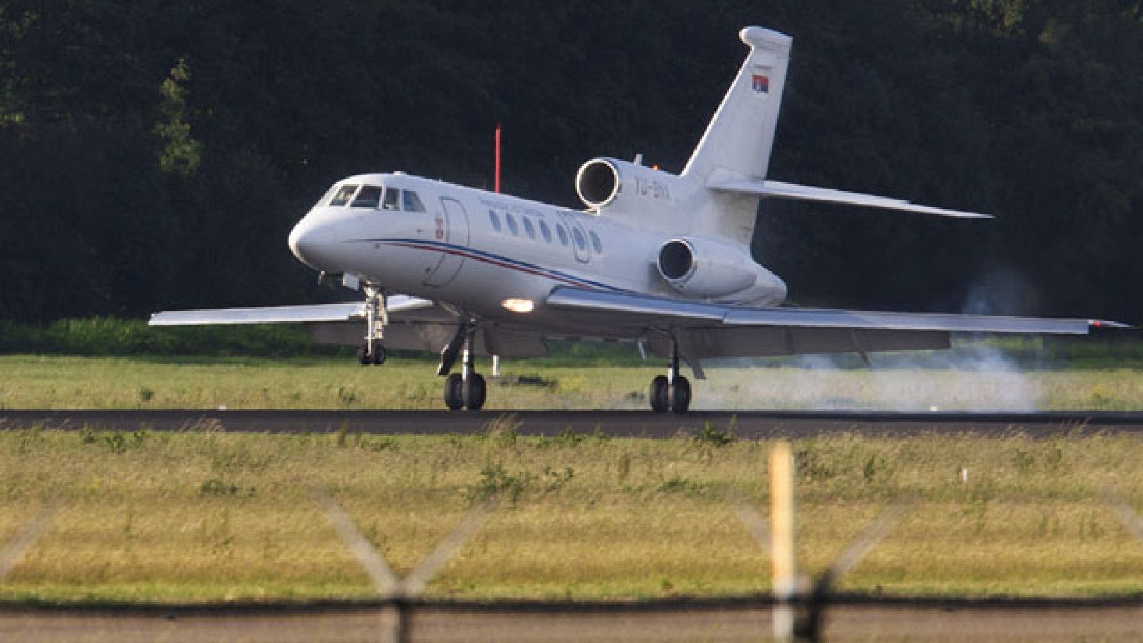 Mladic ya está a disposición del Tribunal de la Antigua Yugoslavia tras ser extraditado por Serbia