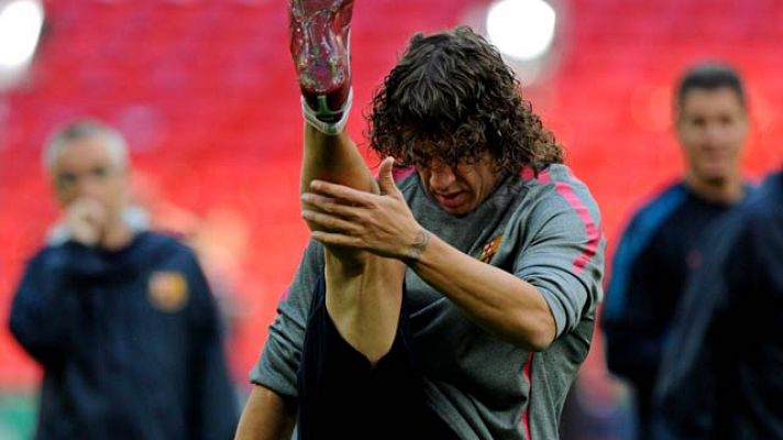 Telediario 1 - Puyol pasa por el quirófano