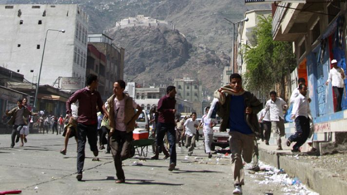  - Intensos combates en Yemen