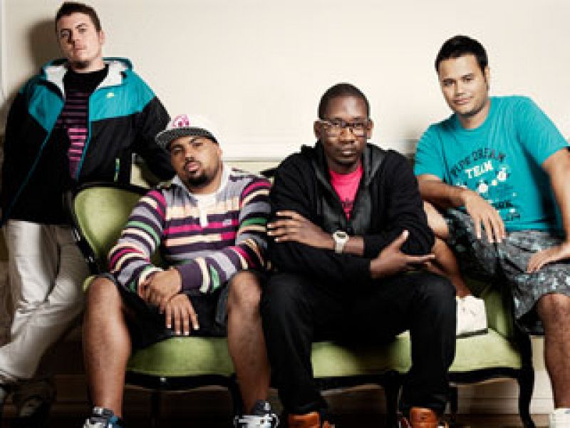 Sónar 2011 - Buraka Som Sistema - "Hangover"