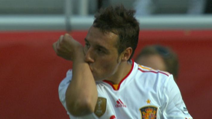  - Cazorla inaugura el marcador (0-1)